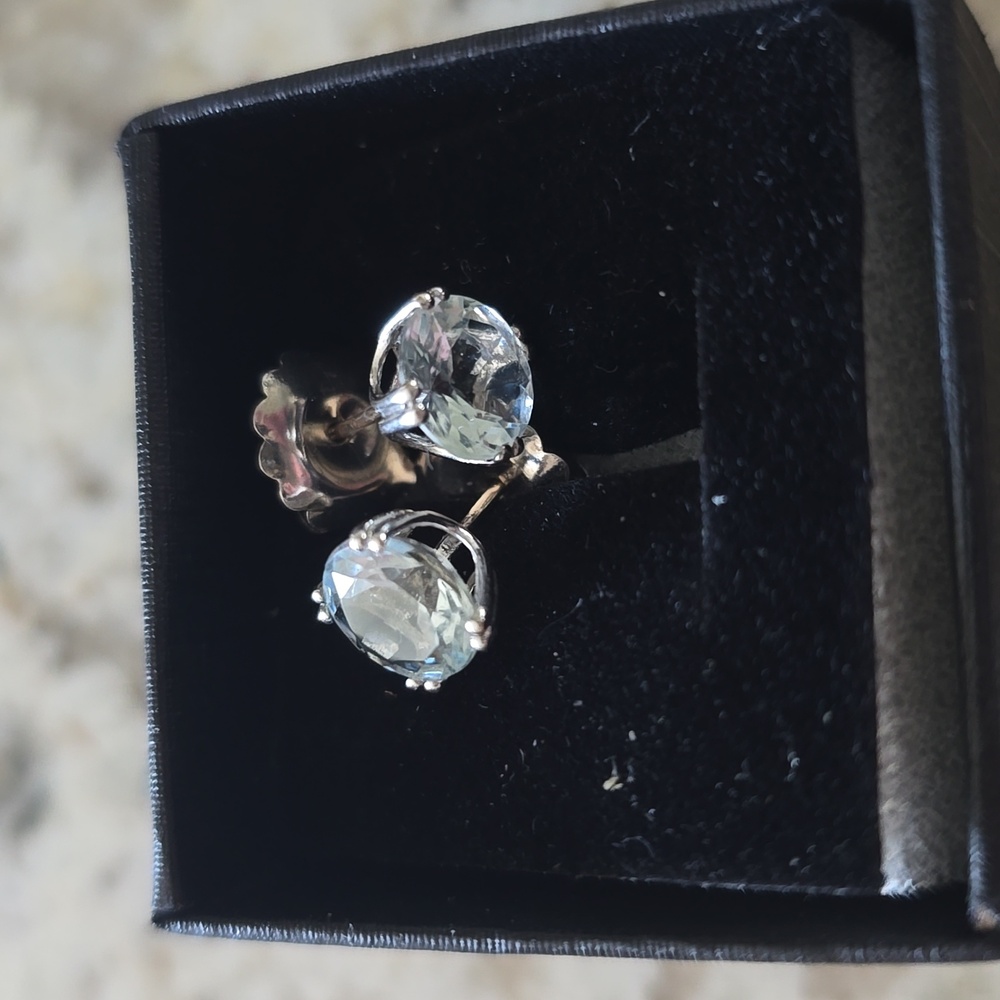 Aquamarine 14k white gold studs From Macy's - Picture 9 of 10